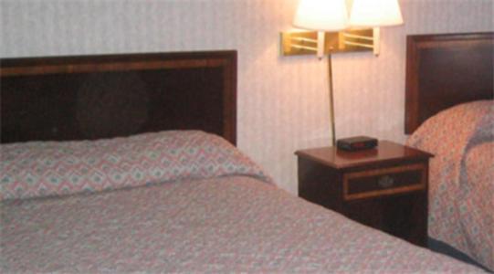 The Carolinian Inn Wilmington Oda fotoğraf