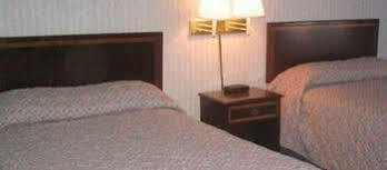 The Carolinian Inn Wilmington Dış mekan fotoğraf